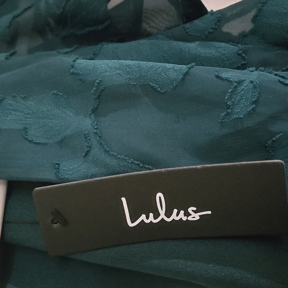 Lulu's Green Jumpsuit with Plunging V-Neck and Tie Belt - Picture 8 of 8